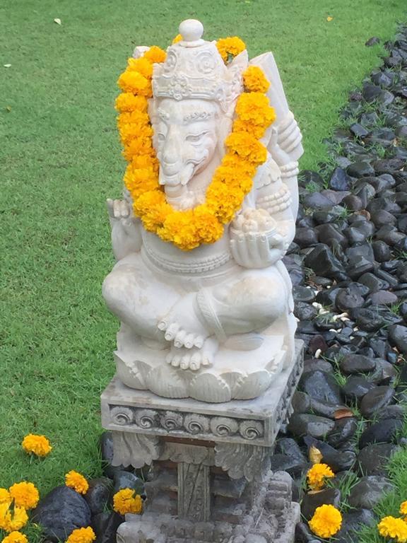 Villa Aamisha Candi Dasa  Luaran gambar